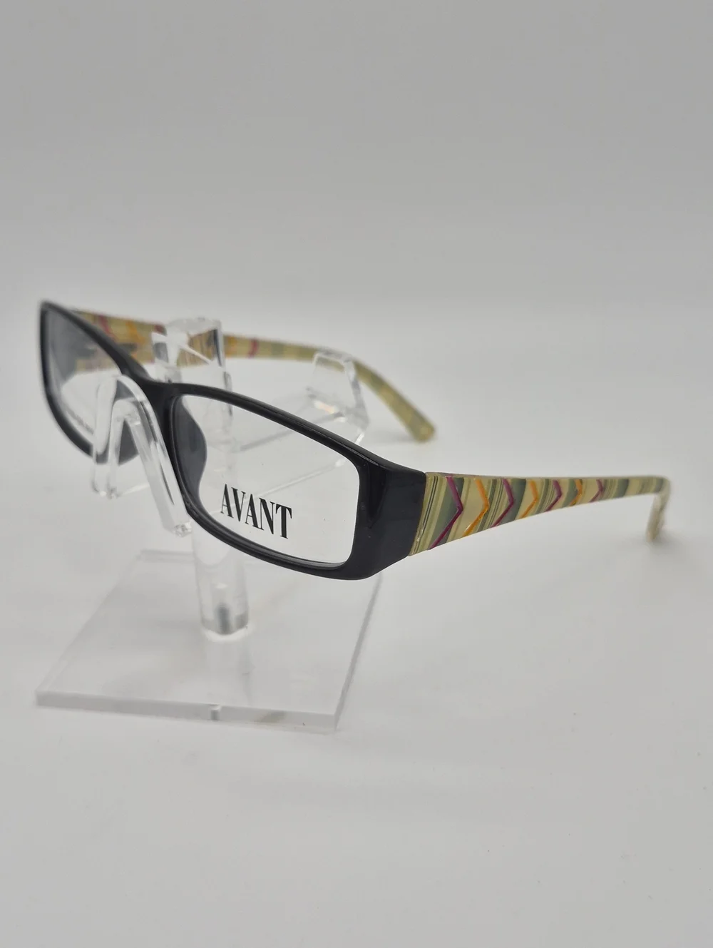 AVANT Women's Patterned Temple Rectangular Eyeglasses in Black
